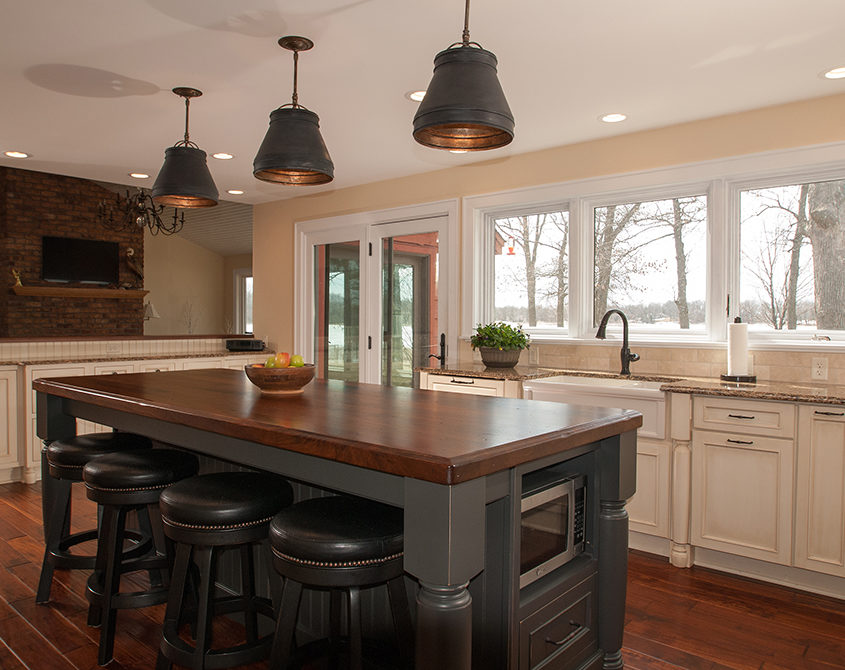 Traditional Kitchen Island design by Kitchens by Design